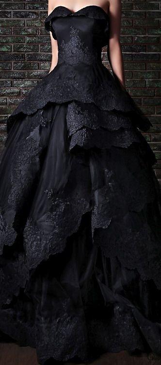 Hochzeit - Stunning Black Wedding Gown 