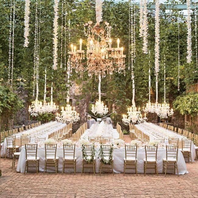زفاف - Wedding celebration venue decorated with chandeliers