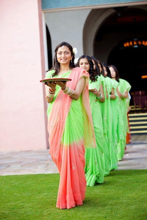 زفاف - الساري الهندي وصيفه الشرف