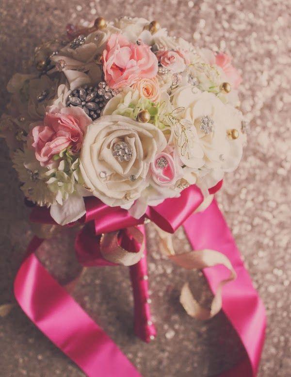 Hochzeit - Brosche Bouquet