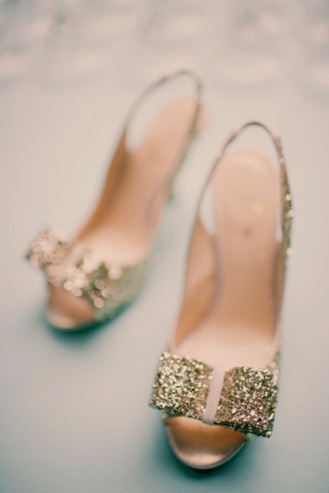 Wedding - Kate Spade. Glitter Gold Bow Pumps 