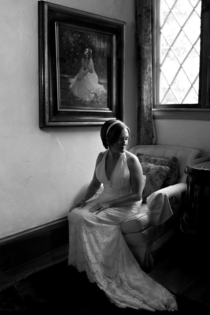 Hochzeit - Braut am Fenster