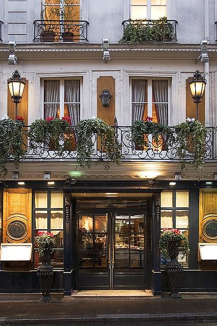 Wedding - Le Procope Is Paris' Oldest Cafe 