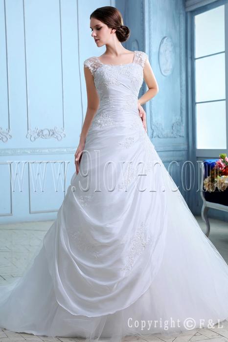 Hochzeit - Modest A-line Wedding Dress