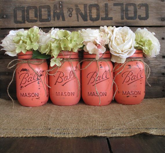 Mariage - Pots Mason, boule pots, bocaux Mason peints, des vases, rustiques Centres de mariage, foncé Coral Mason Jars