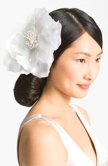 Hochzeit - Tasha 'Bloomed Beauty' Hair Clip