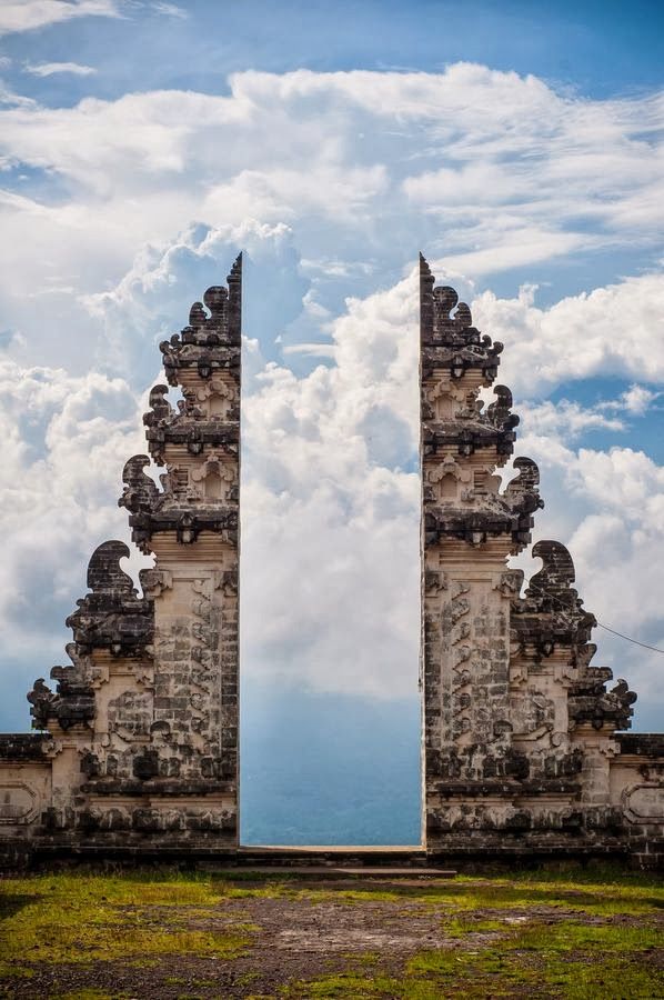 Mariage - Pura Lempuyang porte, Bali, Indonésie