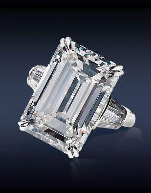 Hochzeit - Smaragd Cut Diamant Solitaire