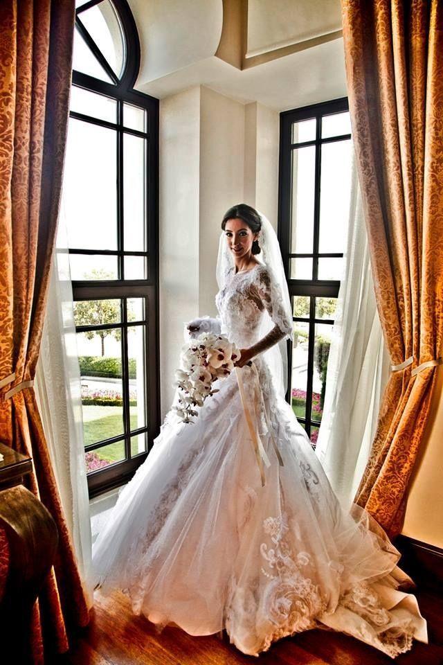 Wedding - White wedding dress with netted fabric