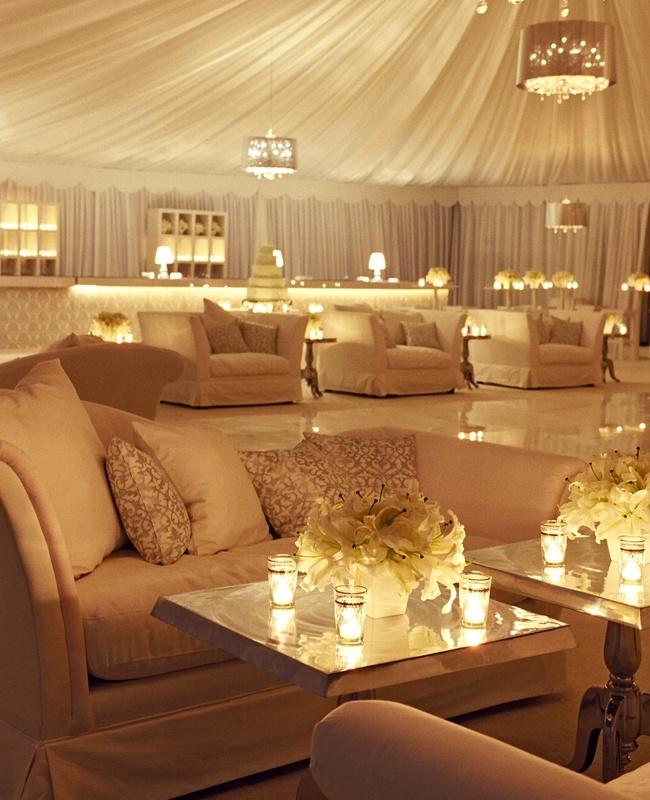 Hochzeit - Ein All-White Lounge
