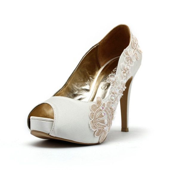 Mariage - Ivoire Blanc chaussures de mariage, Talons Ivoire Blanc de mariée, blanc ivoire satin perlé dentelle chaussures de mariage, Talo