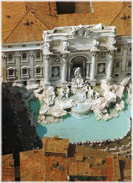 Wedding - Fontana Di Trevi From A Different Angle 