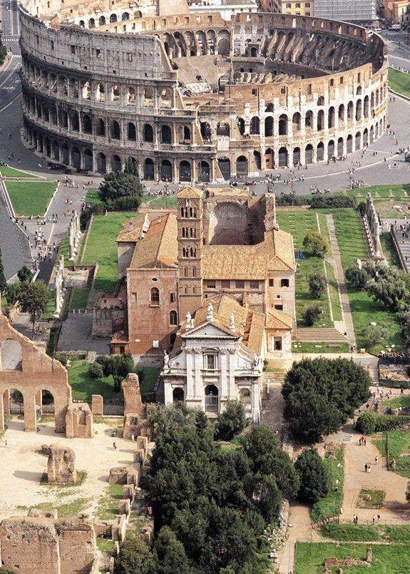 Mariage - Colosseo à Rome, Italie