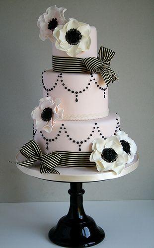 Hochzeit - Pariser Chic Kuchen
