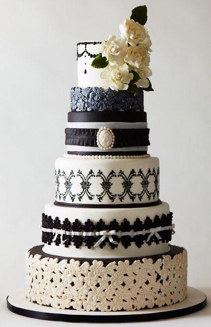 Свадьба - Богато Украшенный Черно-Белый Свадебный Торт 