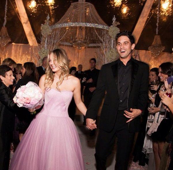 Wedding - Kaley Cuoco's 'Magical' Chandelier Cake — And Other Wedding Highlights