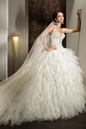 Wedding - Feathered Bridal Gowns 
