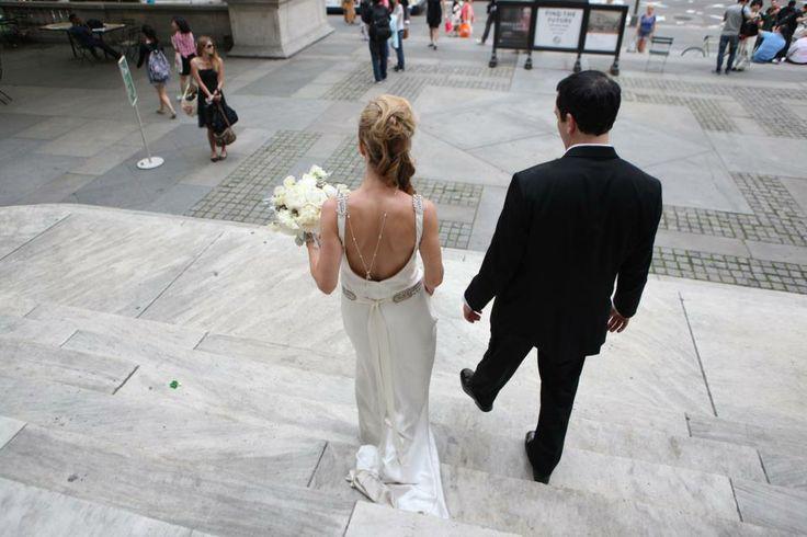 زفاف - أثواب الزفاف عارية الذراعين