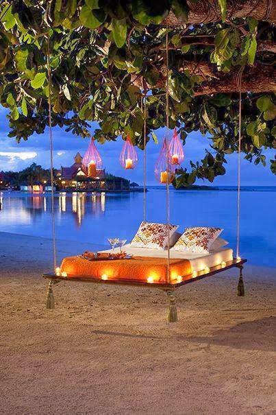 Wedding - Suspended Beach Bed, Jamaica 