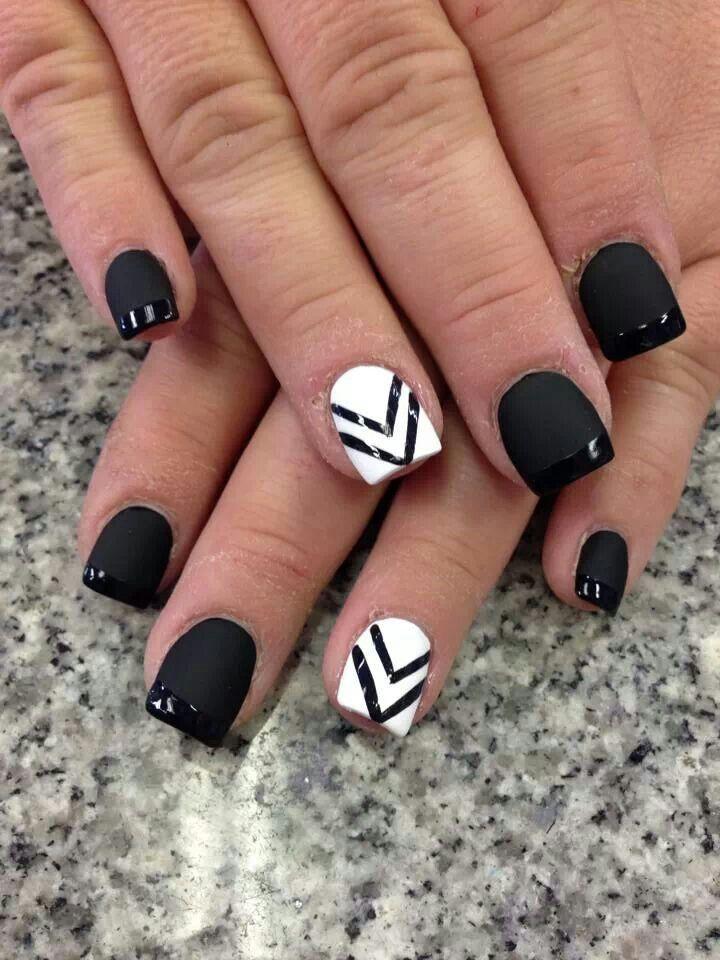 black and white nail art see more about black white nails white nails 