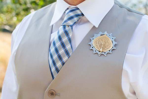 Wedding - Bike And Leaf-themed Boutonniere 