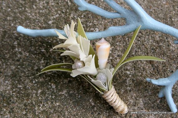 Hochzeit - Ivory Shell Blume im Knopfloch, Strand-Thema Blume im Knopfloch für Ihre Destination Wedding
