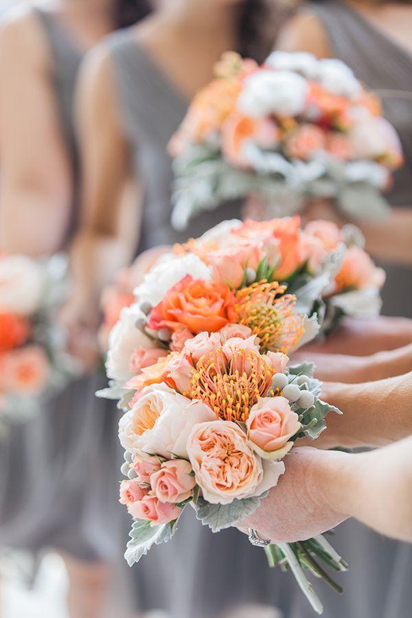 Hochzeit - Orange und Pfirsich-Blumensträuße