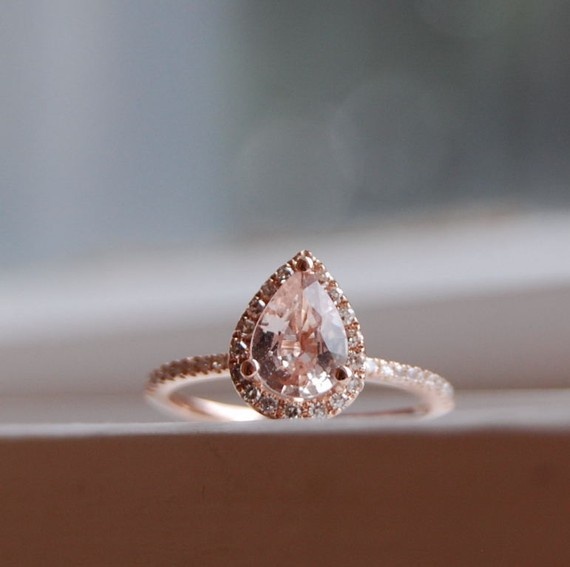 Hochzeit - Peach Champagne Tear Drop Sapphire Und Rose Gold Diamond Ring-on-Hold-erste Zahlung