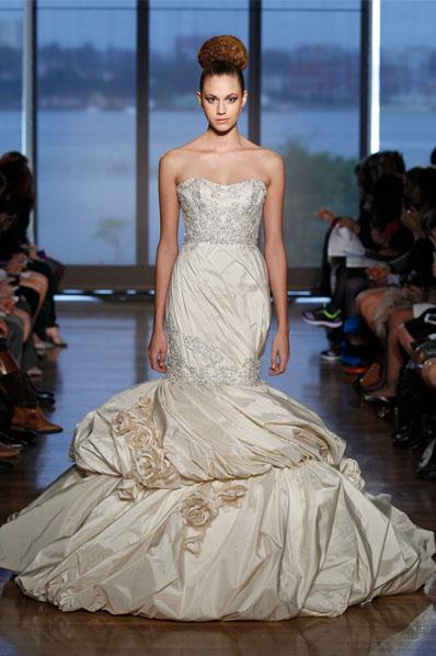 زفاف - Ines di Santo Wedding Dresses Show