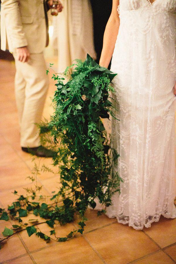 Hochzeit - Greenery Cascading Bouquet