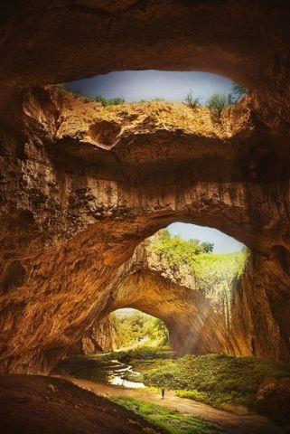 Hochzeit - Devvetashka Cave
