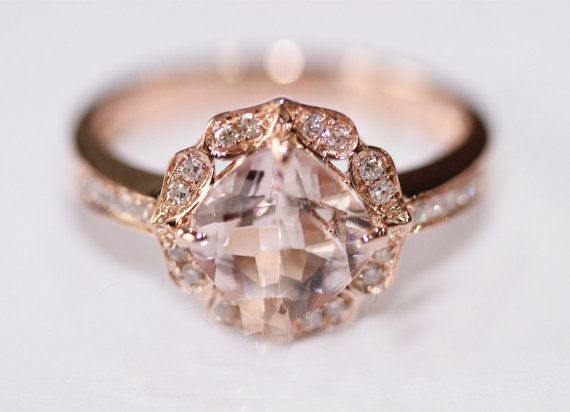 Hochzeit - Weinlese-Blumenmuster! HALO Cushion Cut Morganit Ring Pave Diamanten Ring 14K Rose / Weiß / Gelb Goldverlobungsversprechen Eheri