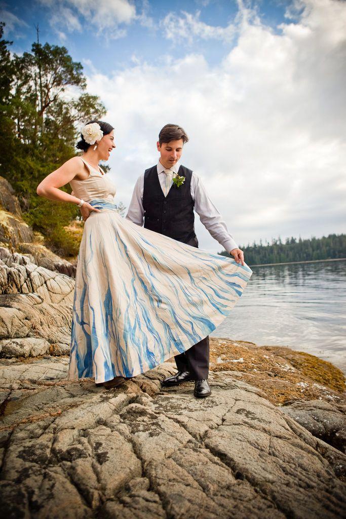 Mariage - Upcycled, robe de mariage peint à la main.