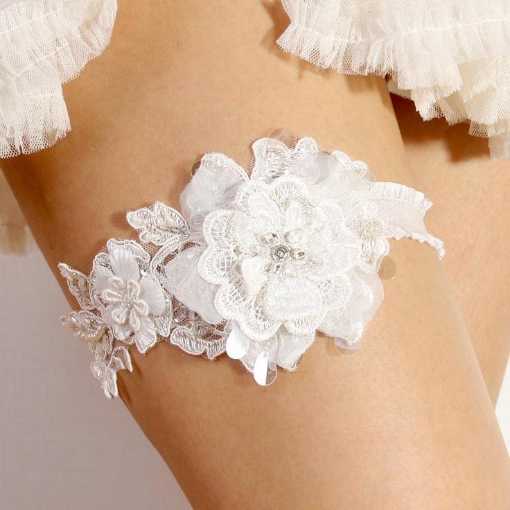 Wedding - Lace Garter - Bridal Garter, Wedding Garter, Floral Lace Garter