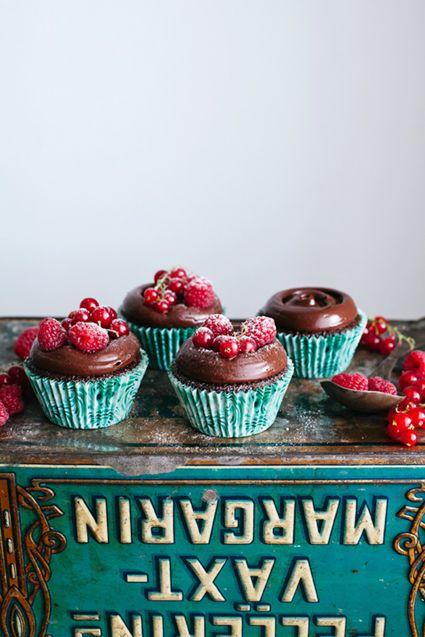 Wedding - Cupcakes Vintage Food Style Presentation 