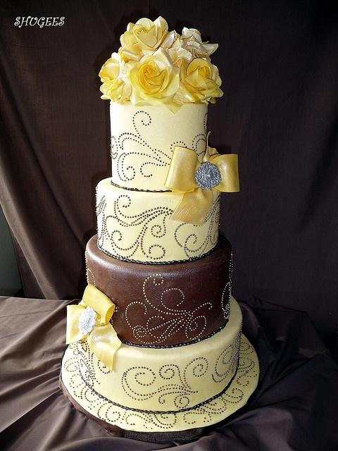 Mariage - Jaune et brun gâteau de mariage