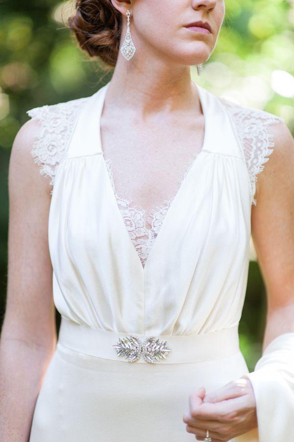 Свадьба - Свадебное Платье С Красивой Детали 