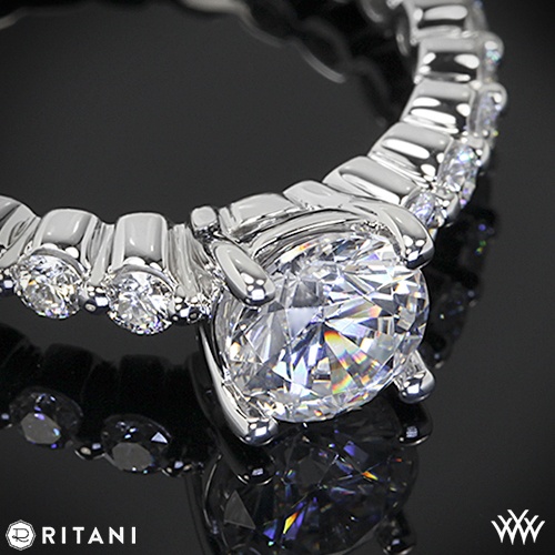 Hochzeit - 18k White Gold Ritani Shared Prong Diamant-Verlobungsring-Band
