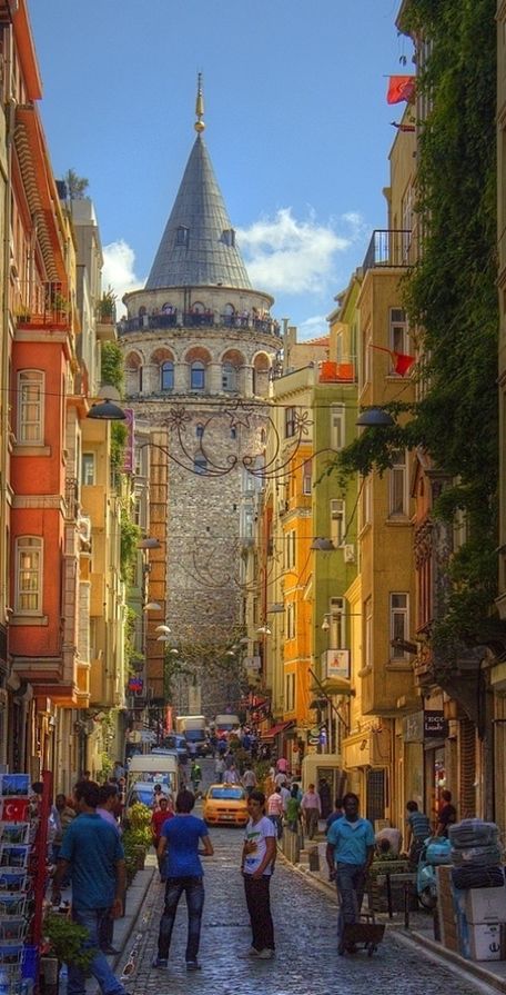 Hochzeit - Der Galata-Turm in Istanbul, Türkei