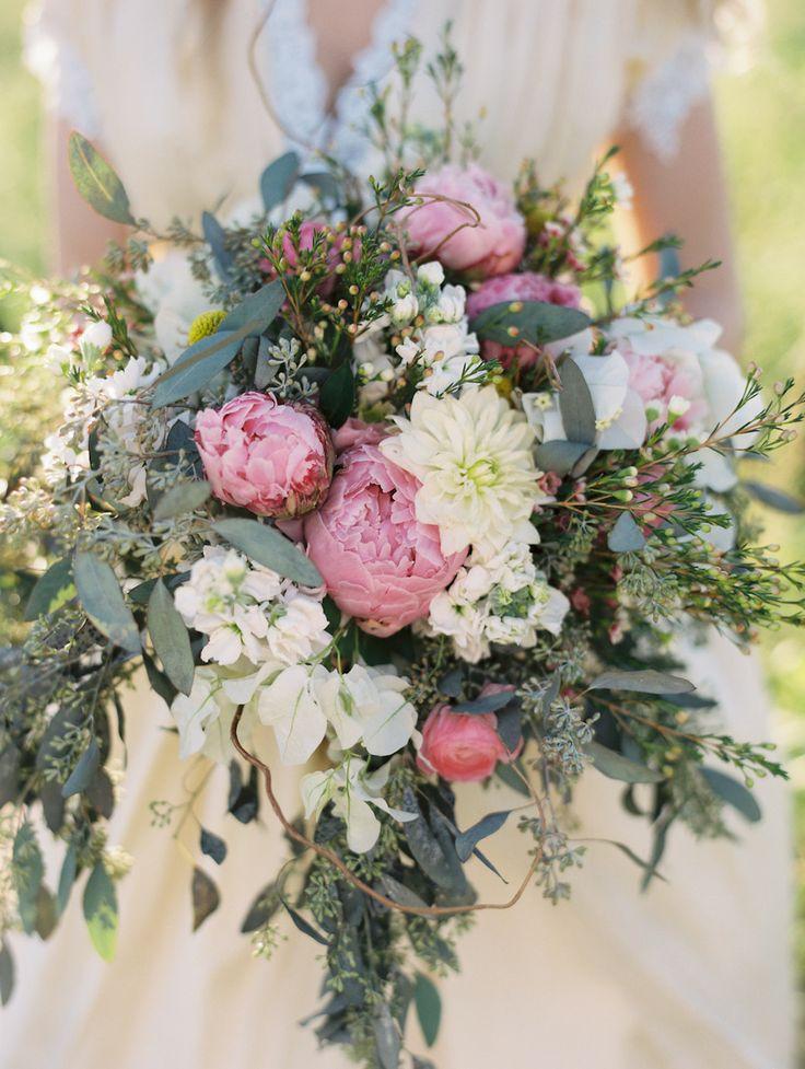 Hochzeit - Peony & Dahlia Bouquet