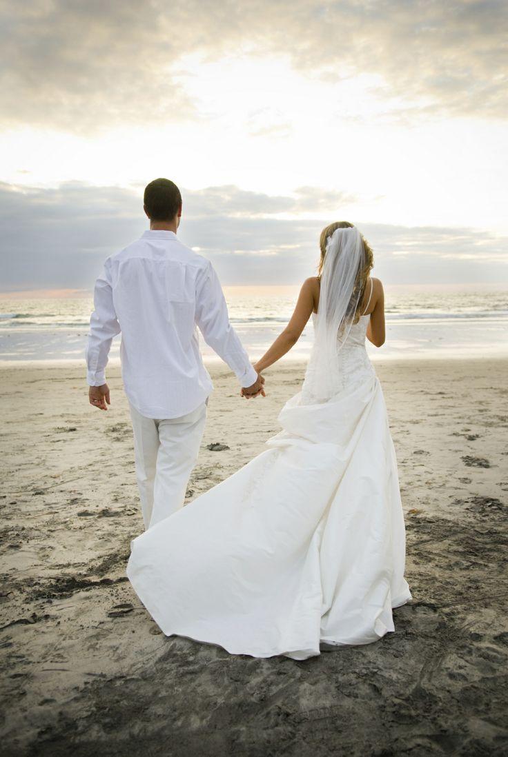 زفاف - حفل زفاف على الشاطئ ..