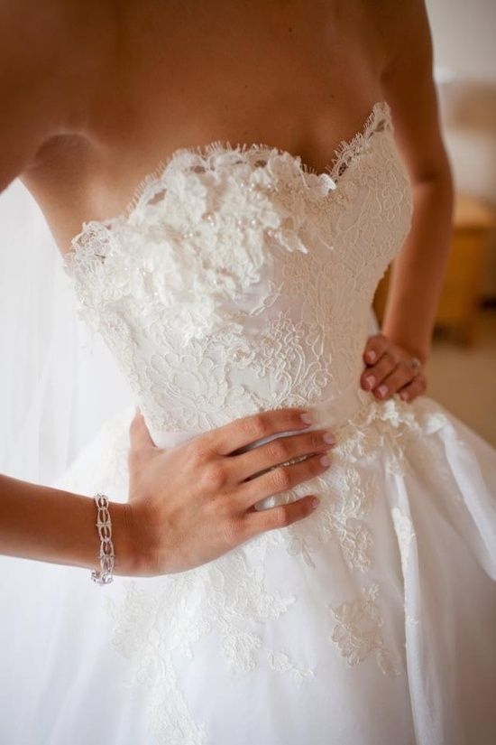 Wedding - Fitted Lace. Gorgeous 