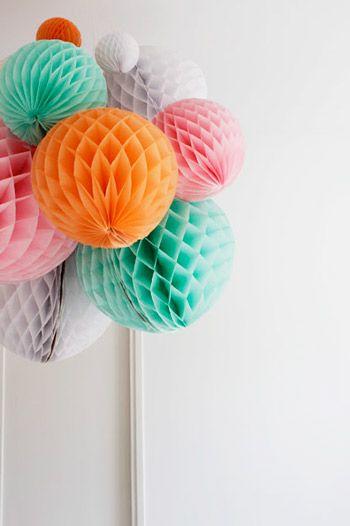 Mariage - 10 idées de fête pour la décoration avec Honeycomb Balls