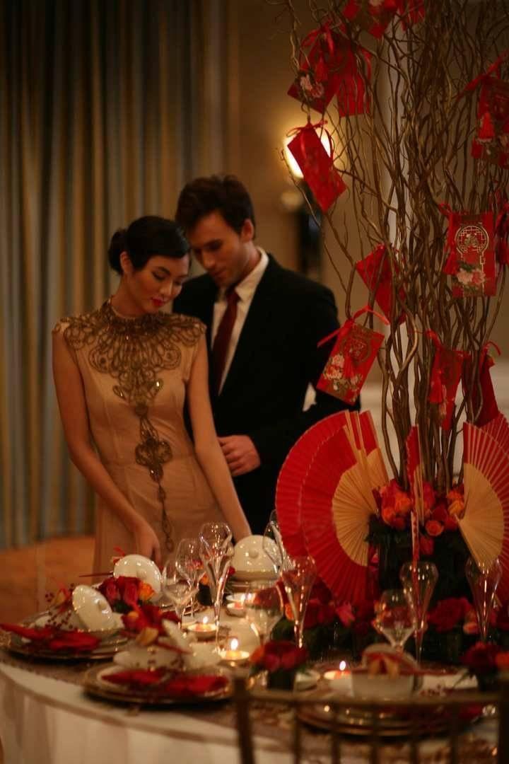 زفاف - الصينية محور الزفاف