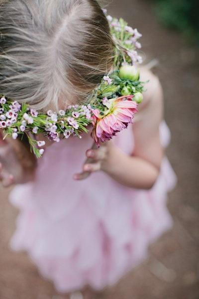 Wedding - Flower Girl / Flower Wreath 