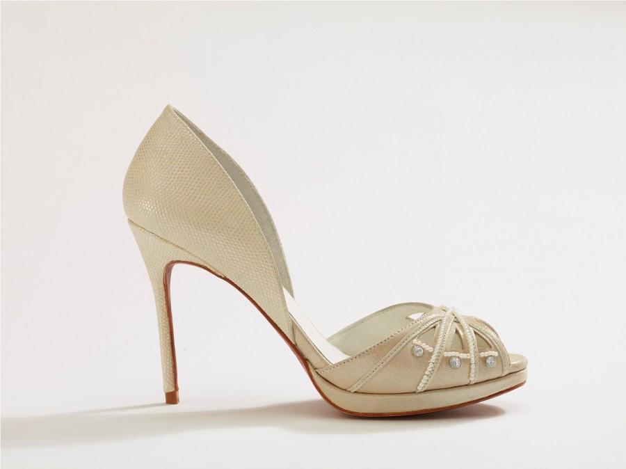 Свадьба - Beautiful Bridal Shoes from Merle & Morris