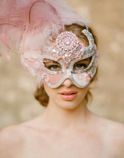Wedding - Pink Mask Feathers 