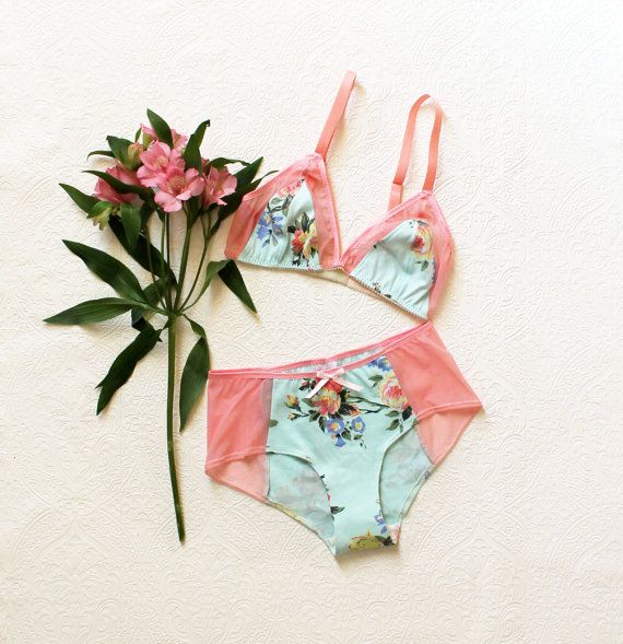 Hochzeit - Pastellblumen 'Tropical' Mint und Rosa Dessous Set Handmade To Order