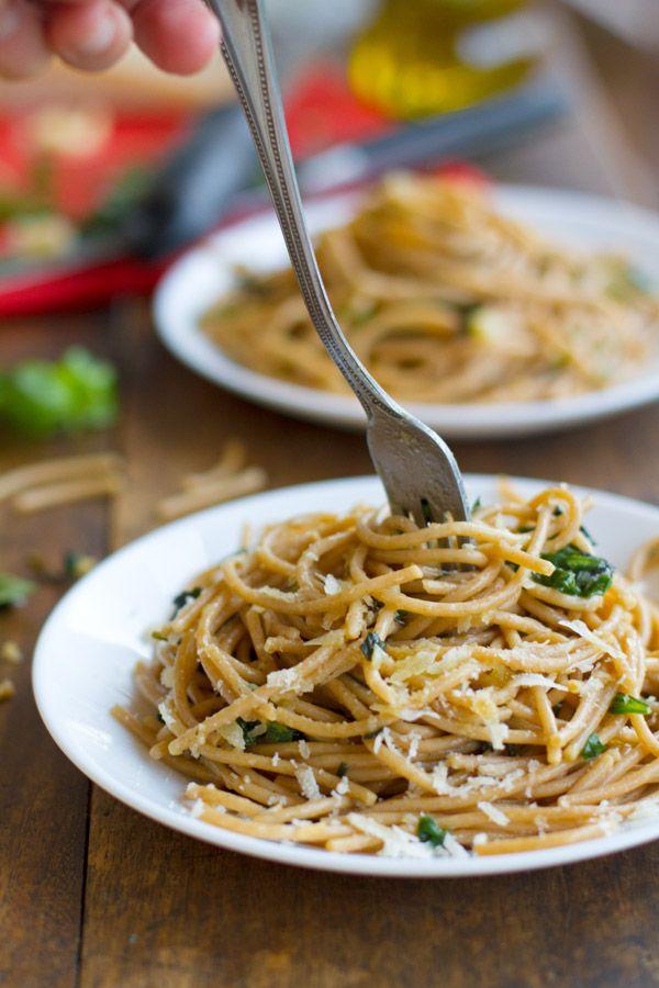 Hochzeit - Knoblauchbutter Spaghetti mit Kräutern