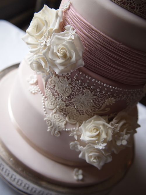 Wedding - Lovely Roses & Lace Wedding Cake 
